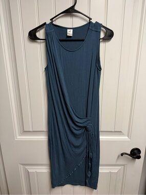 Peruvian Connection Blue Ruched Faux Wrap sleeveless dress, Size S.